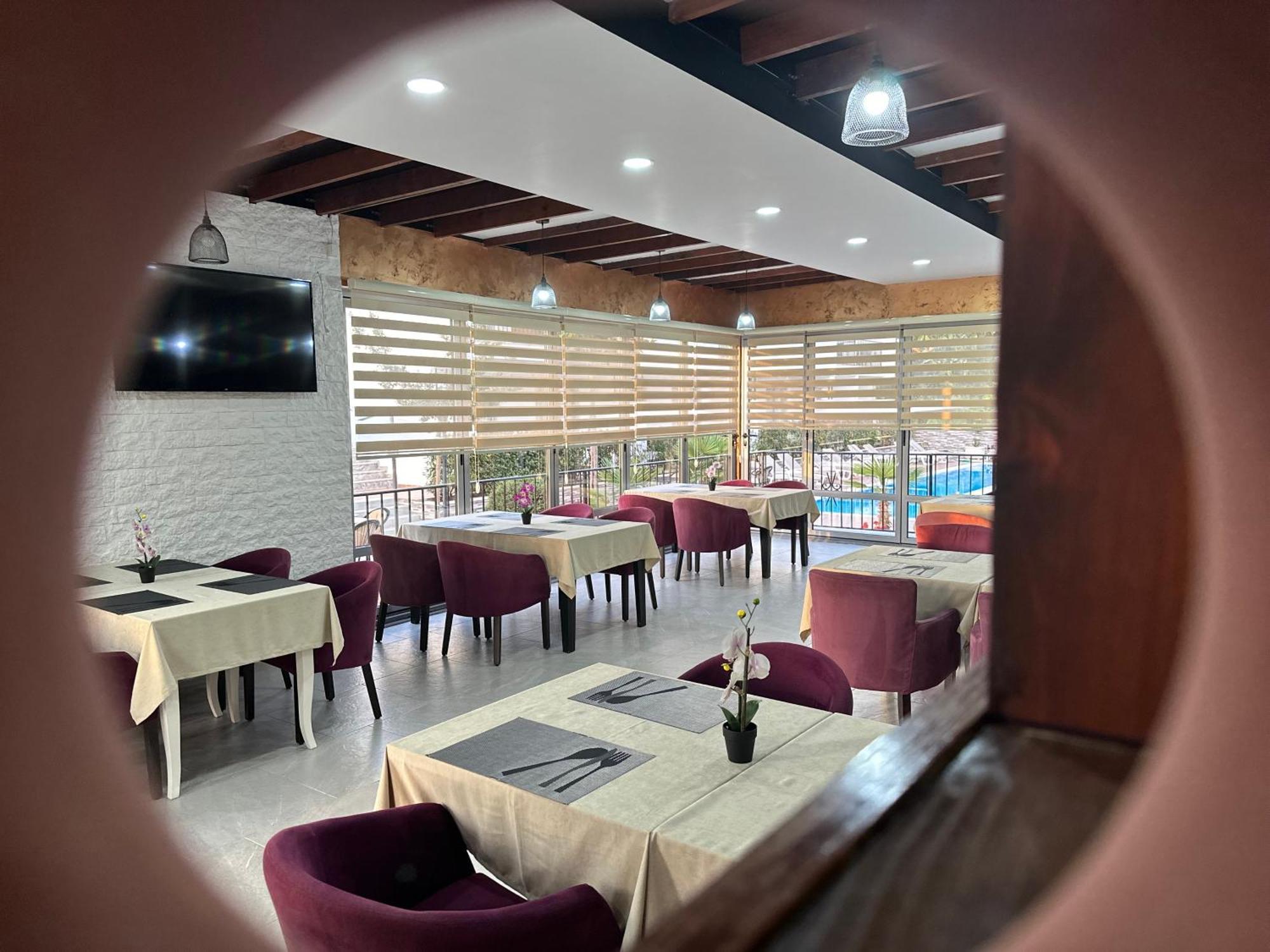 Hotel Halibas Ulcinj Eksteriør bilde