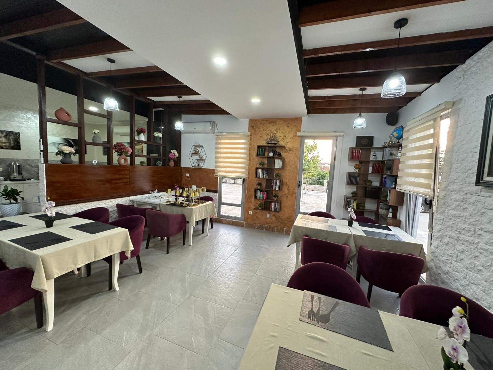 Hotel Halibas Ulcinj Eksteriør bilde